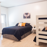 #9 - Serengeti Suite (Single Queen + Twin Bunks)